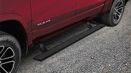 RAM 1500 Side Steps / Running Boards