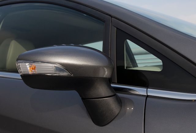 Why You Should Replace Your Ford Side Mirror With An Oem