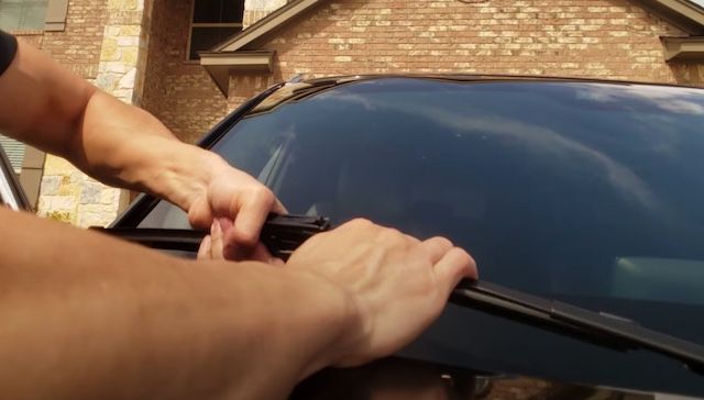 Replacing mazda wipers Replacing mazda wipers