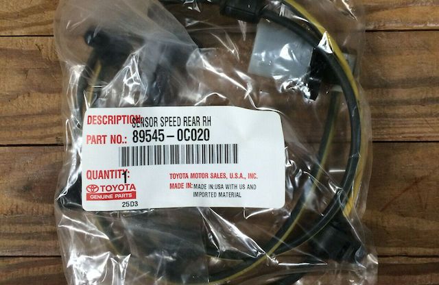 4-Piece ABS Wheel Speed Sensor Set For 1996-2002 Toyota 4Runner/Tacoma 2.7L 3.4L