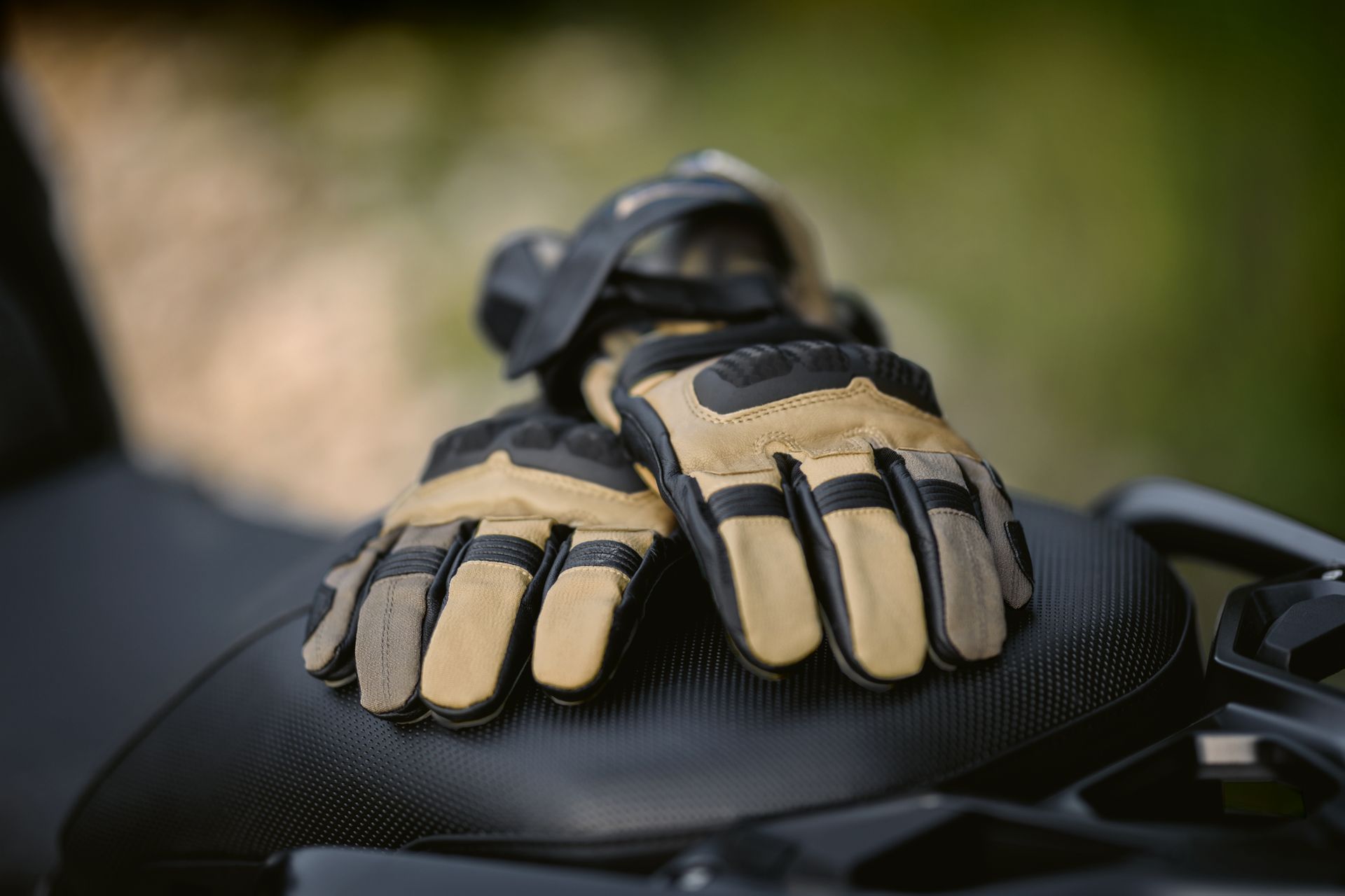 Shop BMW Motorcycle Riders' Equipment | BMW Motorrad USA